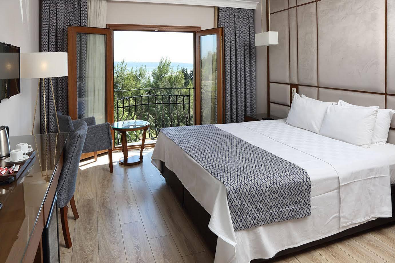 Golden Lake Hotel Адана Экстерьер фото
